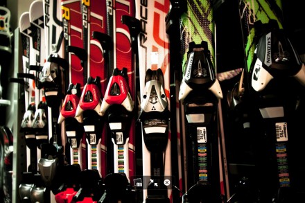 Wypożyczalnia nart i snowboardów Szymoszkowa