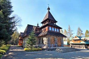 Kościół OO. Bernardynów  - kościoły i msze święte - kościół - Zakopane