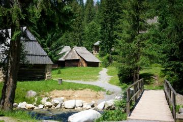 Muzeum wsi Orawskiej - zabytki i zwiedzanie - muzeum - Zuberec