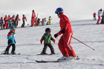 Szkoła narciarska i snowboardowa Czerwienne SKI - szkoły narciarskie - szkoła narciarskia - Ciche